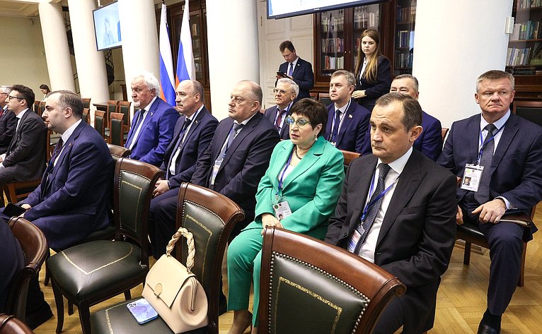 Заседание Совета законодателей РФ