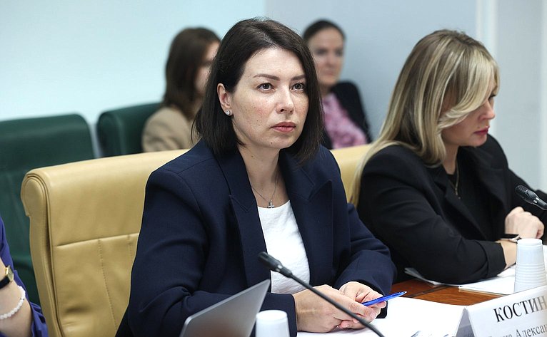 Круглый стол Комитета СФ по конституционному законодательству и государственному строительству «Законодательное обеспечение государственной миграционной политики Российской Федерации в 2025 году: состояние и перспективы»