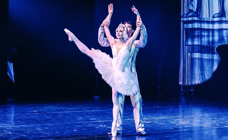 Официальная церемония открытия международного проекта «Танцевальная увертюра мира» Русского национального балета «Кострома»