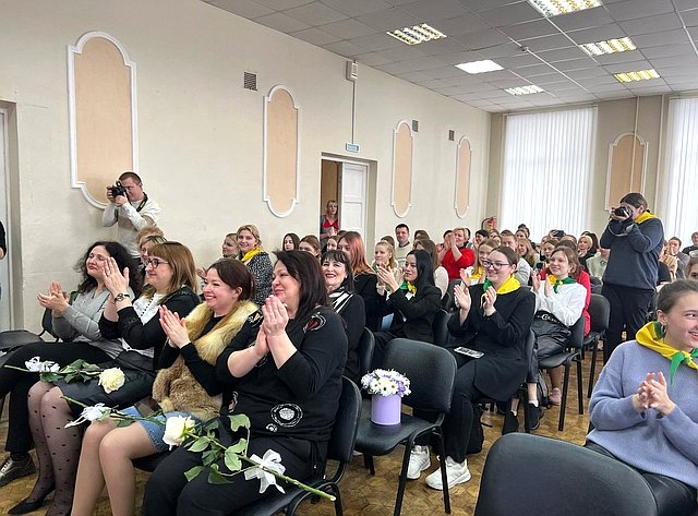 В Смоленском педагогическом колледже состоялось торжественное открытие Года педагога и наставника