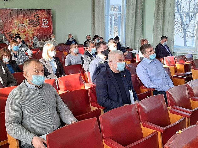 Сергей Мартынов в рамках работы в регионе посетил Сернурский район и принял участие в сессии райсобрания