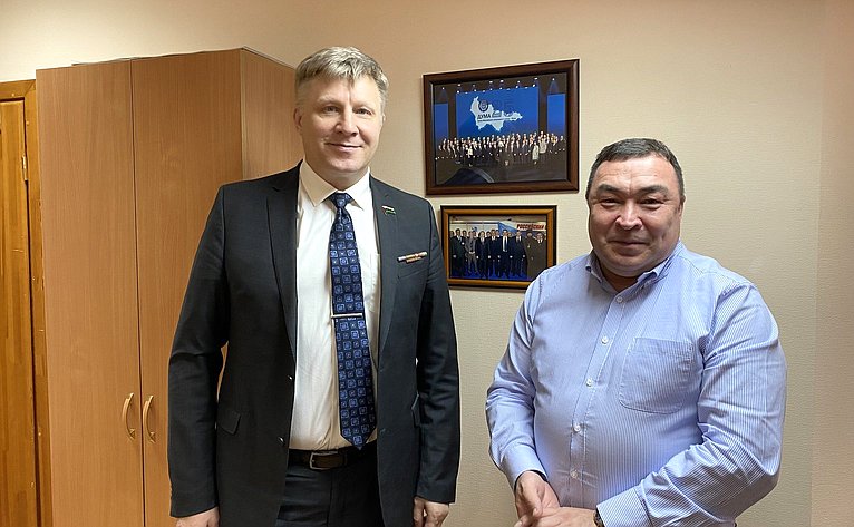 Александр Новьюхов принял участие во встрече с депутатом Тюменской областной Думы Игорем Винниковым