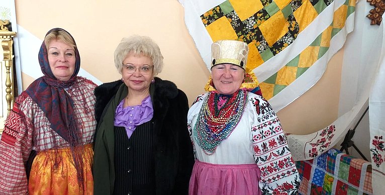 Оксана Хлякина посетила Чаплыгинский район в ходе рабочей поездки в регион