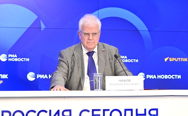 В пресс-центре МИА «Россия сегодня» состоялась пресс-конференция Владимира Чижова, посвященная актуальным вызовам и угрозам безопасности Российской Федерации в связи с растущей милитаризацией Европы и Балтийского региона