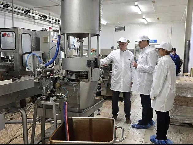 Владимир Пушкарев побывал на Салехардском комбинате