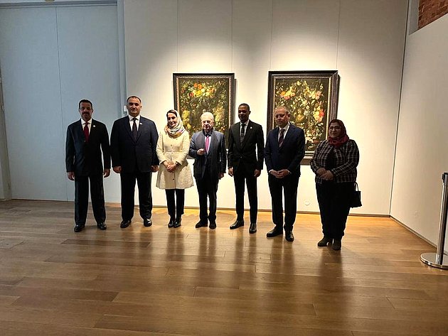 Мохмад Ахмадов принял участие в открытии выставки «Оманская империя: Азия и Африка» в Государственном Эрмитаже