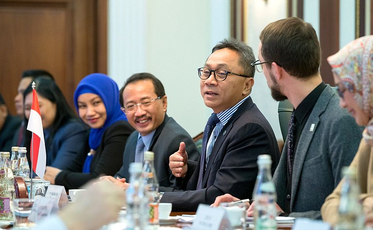 Встреча И. Умаханова с Председателем Народного консультативного конгресса Индонезии З. Хасаном