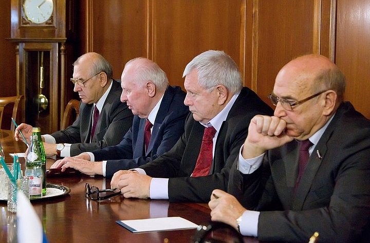 14-10 Совет старейшин Матвиенко 4