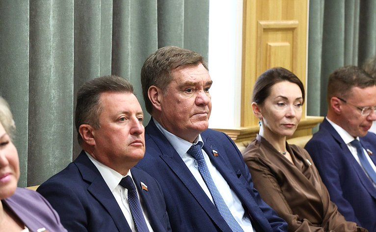 Встреча сенаторов Российской Федерации с Министром экономического развития РФ Максимом Решетниковым в формате «Открытого диалога»