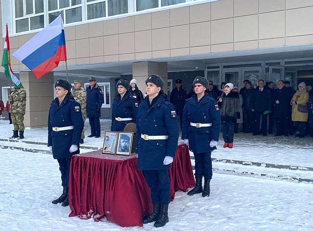 Ольга Хохлова в Вязниках приняла участие в церемонии захоронения красноармейца