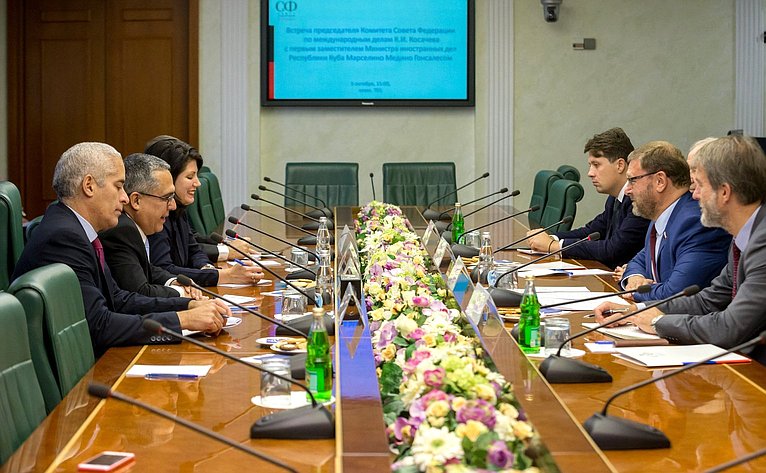Встреча К. Косачева с заместителем Министра иностранных дел Кубы М. Гонсалесом