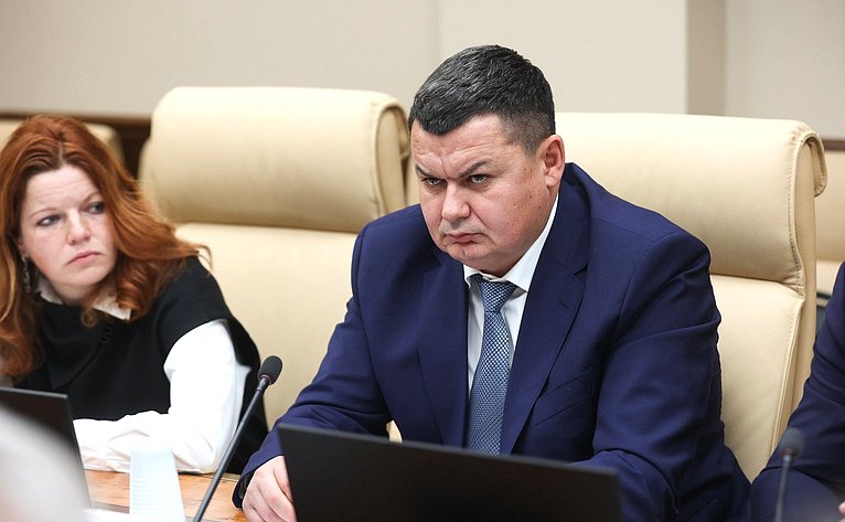 Круглый стол Комитета Совета Федерации по экономической политике «Извлечение полезных компонентов из отходов горнодобывающей промышленности: внедрение технологий и оценка потенциала»