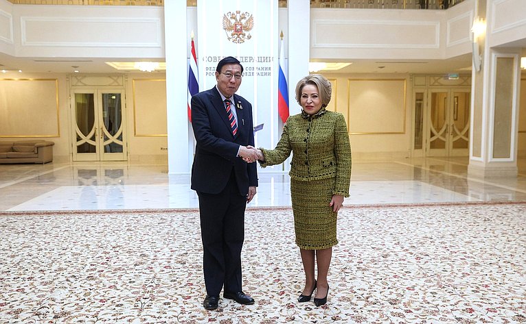 Встреча Председателя Совета Федерации Валентины Матвиенко с Председателем Национальной Ассамблеи Королевства Таиланд Понпетом Вичитчончаем