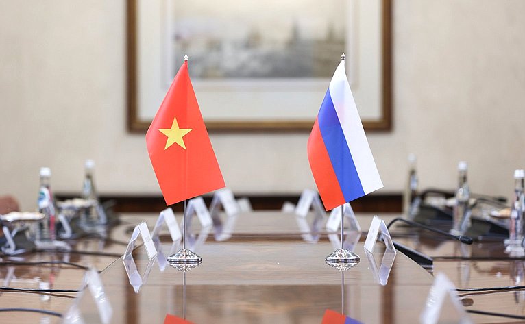 Валентина Матвиенко провела встречу с Генеральным секретарем Центрального комитета Коммунистической партии Вьетнама То Ламом
