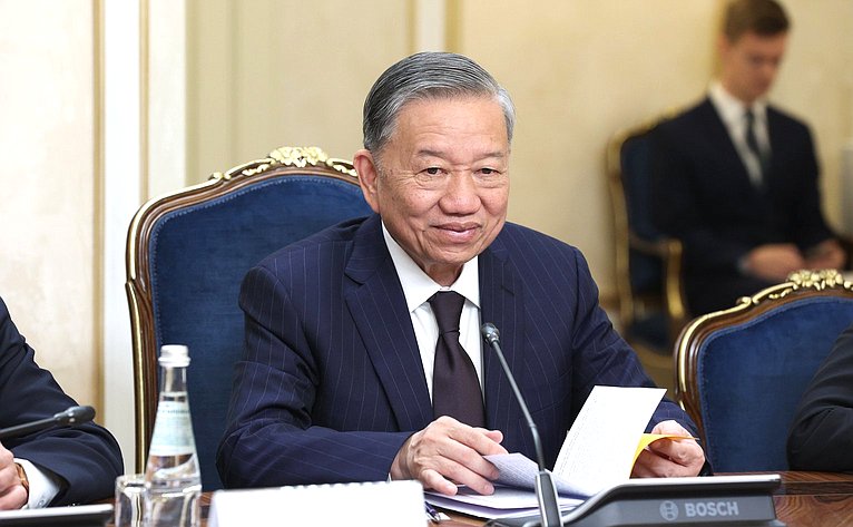 Валентина Матвиенко провела встречу с Генеральным секретарем Центрального комитета Коммунистической партии Вьетнама То Ламом