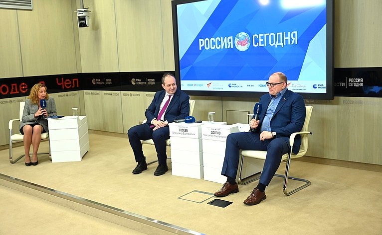 Константин Долгов принял участие в онлайн-конференции на тему «СНВ-3: вопросы стратегической стабильности и глобальной безопасности»
