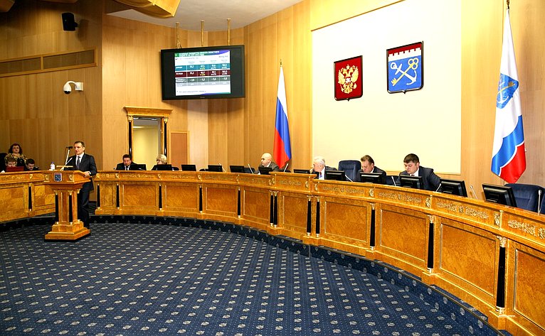 Д. Василенко принял участие в пятом заседании законодательного собрания Ленинградской области