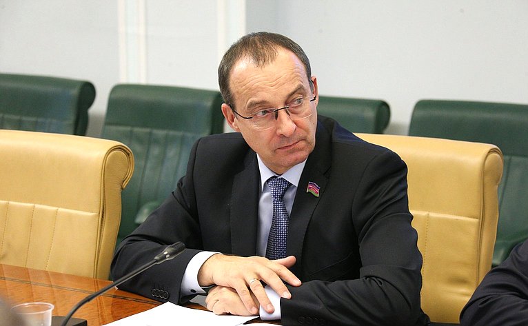 Заседание Комиссии Совета законодателей РФ по вопросам законодательного обеспечения национальной безопасности и противодействию коррупции