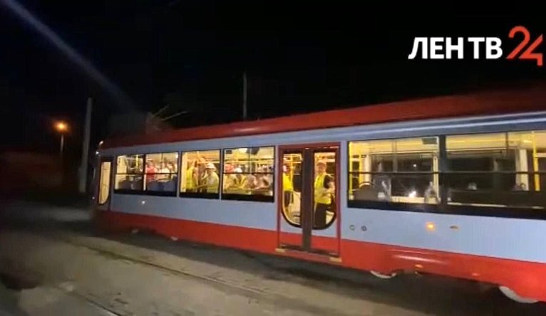 Сергей Перминов высоко оценил документальный фильм специального корреспондента телеканала «ЛенТВ24» о помощи Ленинградской области Енакиево ДНР