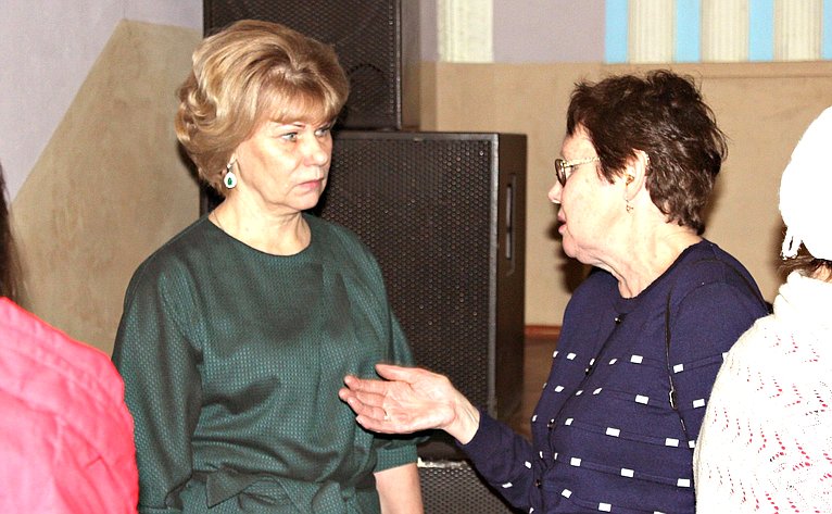 Т. Гигель приняла участие во встрече жителей Горно-Алтайска с представителями регионального правительства