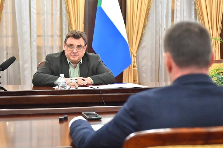 Константин Чуйченко обсудил с губернатором региона Дмитрием Демешиным возможность создания в Хабаровском крае реабилитационного центра для животных