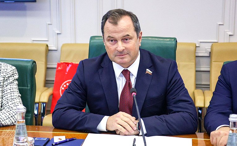 Юрий Федоров