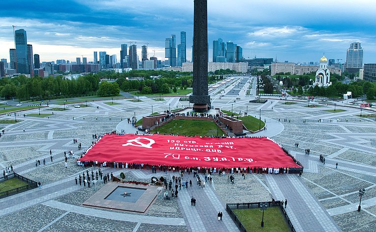 В Москве в Музее Победы на Поклонной горе состоялось мероприятие, посвященное вопросам сохранения исторической памяти в рамках программы экспедиции «Непокоренные»