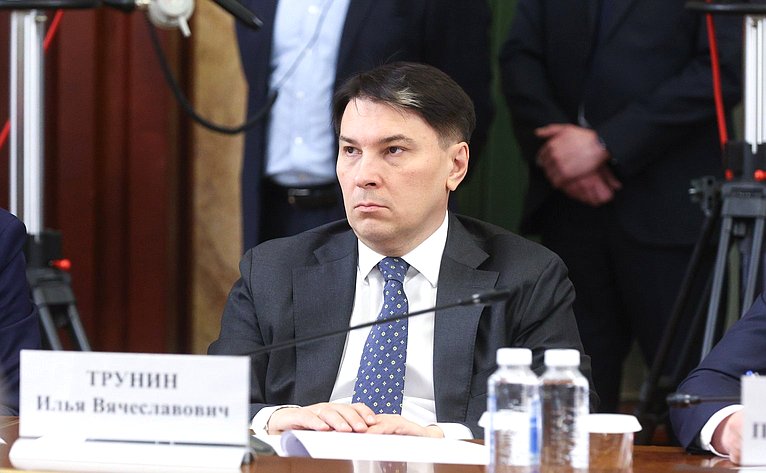 Встреча Председателя Правительства Российской Федерации Михаила Мишустина с руководством Совета Федерации