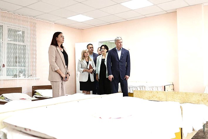 Айрат Гибатдинов вместе с губернатором Алексеем Русских совершил рабочую поездку в Старомайнский район Ульяновской области
