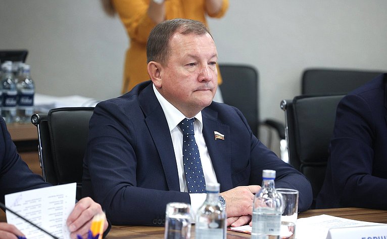 Михаил Борщев