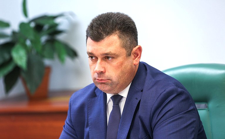 Круглый стол Комитета Совета Федерации по социальной политике совместно с Комитетом Совета Федерации по экономической политике «Создание в России федеральных круглогодичных курортов: реализация федерального проекта «Пять морей и озеро Байкал»»