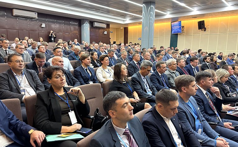 Олег Голов выступил на Российском энергетическом форуме
