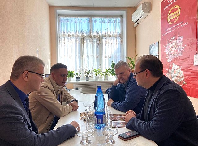 Айрат Гибатдинов посетил хладокомбинат и провел встречу с руководством хладокомбината «Морозкино»
