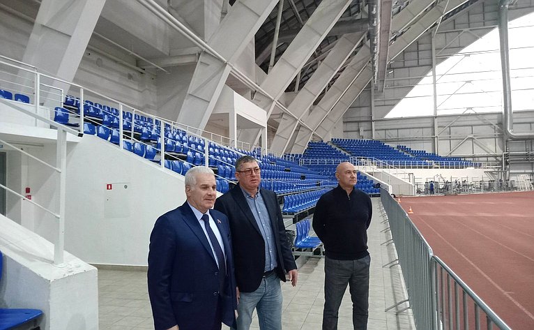 Сергей Мартынов в ходе поездки в регион встретился в легкоатлетическом манеже «Арена Марий Эл» с руководством региональной Федерации футбола