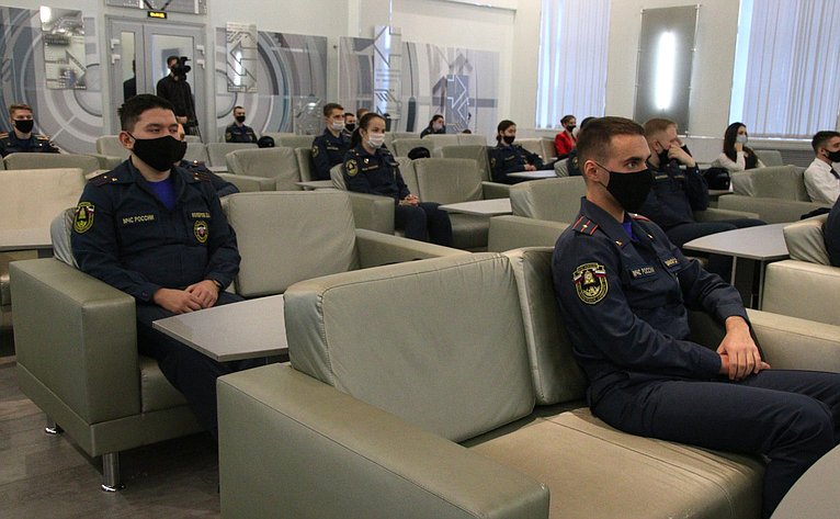 Заседание «круглого стола», приуроченного ко Дню Героев Отечества