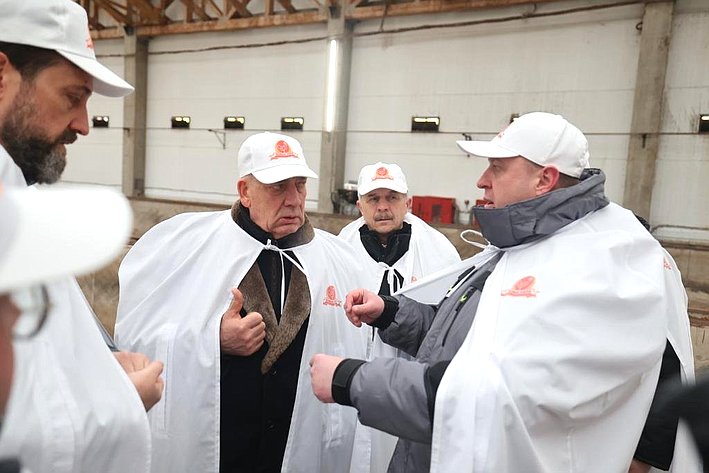 Сергей Митин посетил агропредприятия Новгородской области