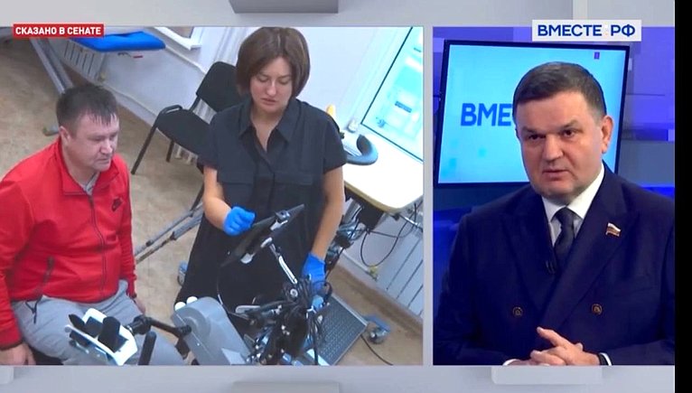 Сергей Перминов ответил на вопросы телеканала «Вместе-РФ» о социально-экономическом положении в субъекте в свете состоявшейся 28 марта встречи Президента России с губернатором региона Александром Дрозденко