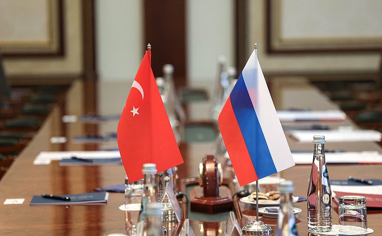 Ильяс Умаханов провел встречу с делегацией турецкой провинции Эрзурум во главе с ее губернатором Мустафой Чифчи