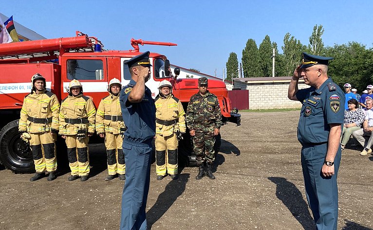 Олег Алексеев принял участие в открытии опорного поста противопожарной службы в селе Безымянное