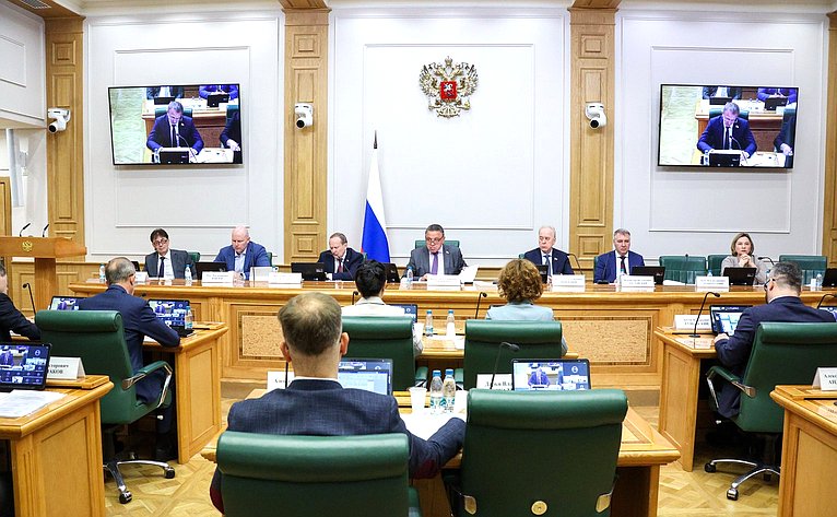 Парламентские слушания на тему «Лучшие региональные практики в сфере защиты прав потребителей»