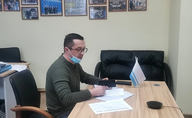 Владимир Полетаев провел прием граждан в онлайн-режиме