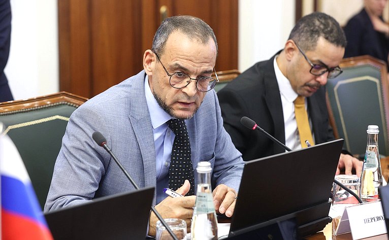 Встреча заместителя Председателя СФ Константина Косачева с заместителем Министра иностранных дел Королевства Саудовская Аравия по вопросам многостороннего сотрудничества Абдуррахманом Ар-Расси