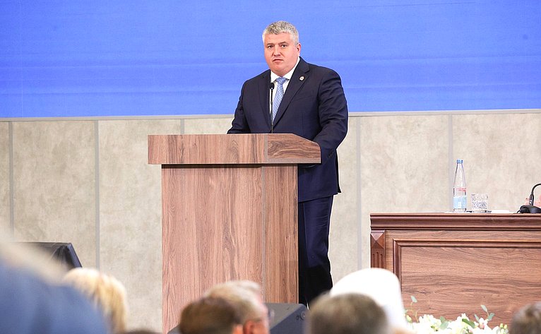 Пленарное заседание Х Парламентского форума «Историко-культурное наследие России»