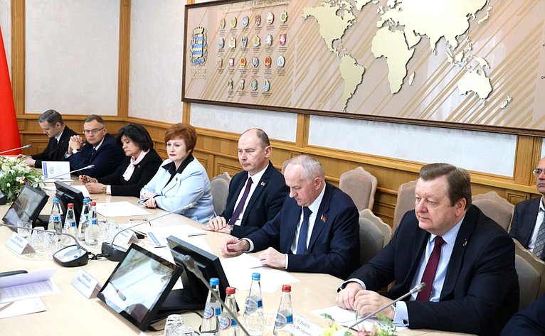 15-е заседание Межпарламентской комиссии Совета Республики Национального собрания Республики Беларусь и Совета Федерации по межрегиональному сотрудничеству (фото: Пресс-служба Совета Республики Национального собрания Беларуси)
