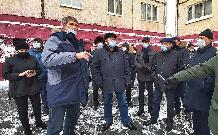 Олег Мельниченко провел осмотр объектов строительства и жилищно-коммунального хозяйства города Норильска