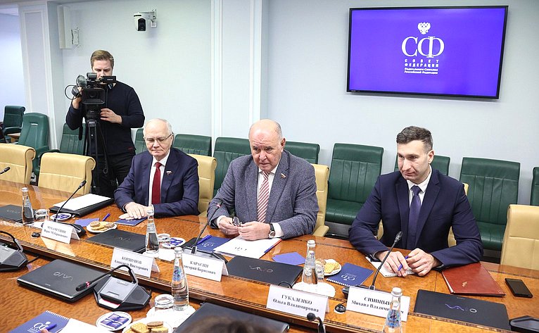 Григорий Карасин провел встречу с Председателем Верховного Совета Приднестровской Молдавской Республики Александром Коршуновым