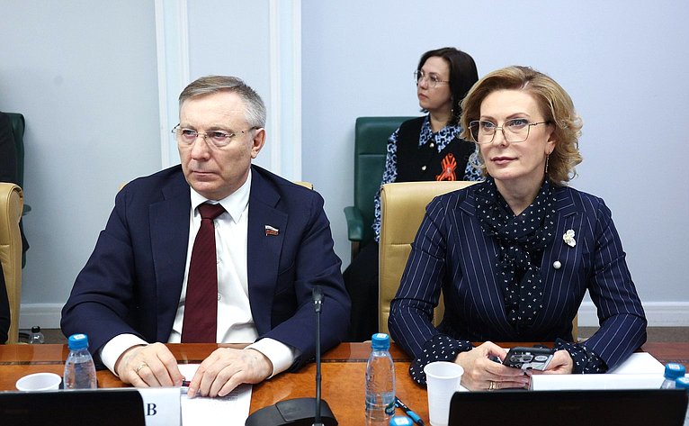 Расширенное заседание Комитета СФ по социальной политике (в рамках Дней Волгоградской области в Совете Федерации)