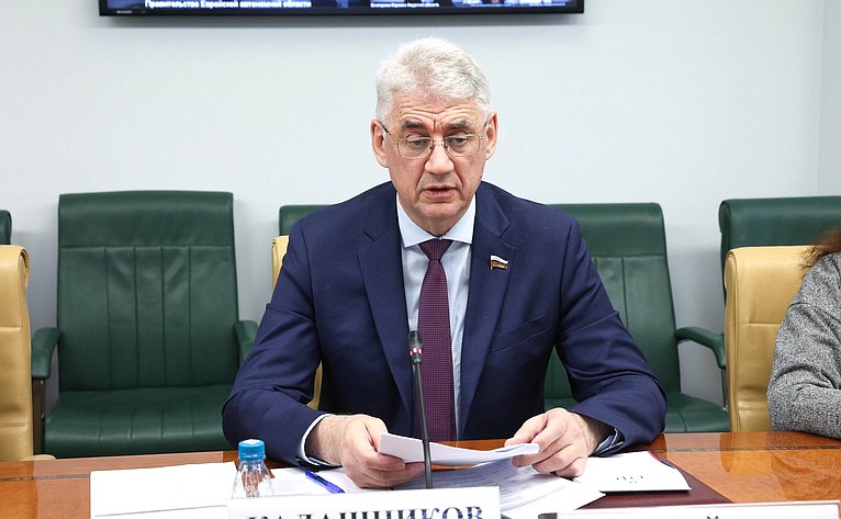 Виктор Калашникова