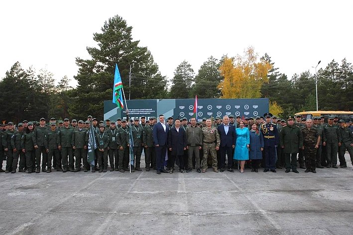 Сахамин Афанасьев принял участие в открытии военно-тактических соревнований в Республике Саха (Якутия)