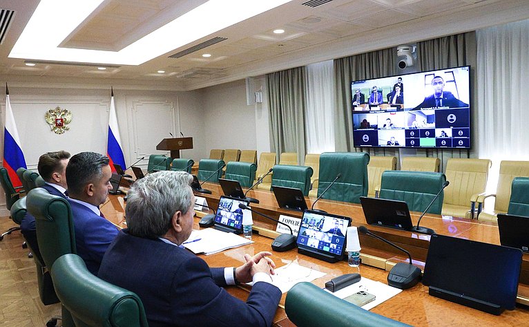 Круглый стол Комитета СФ по экономической политике на тему «Проблемы бесхозяйного имущества в Российской Федерации»